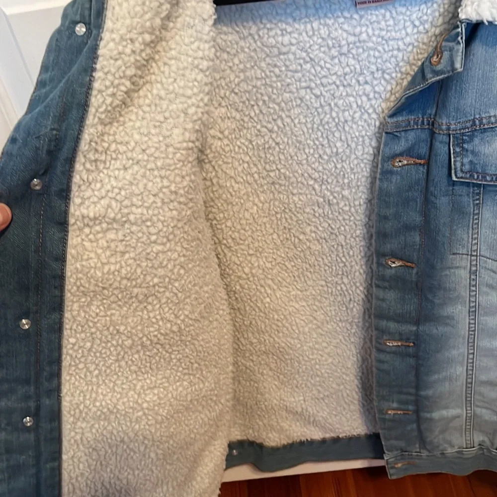 Men’s jean jacket - Picture 2 of 4